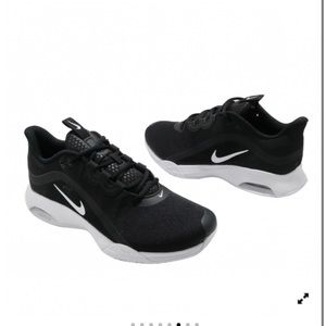 NIKE AIR MAX BLACK WHITE